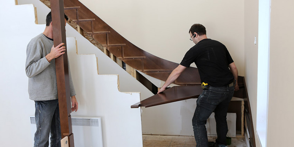 Монтаж лестниц